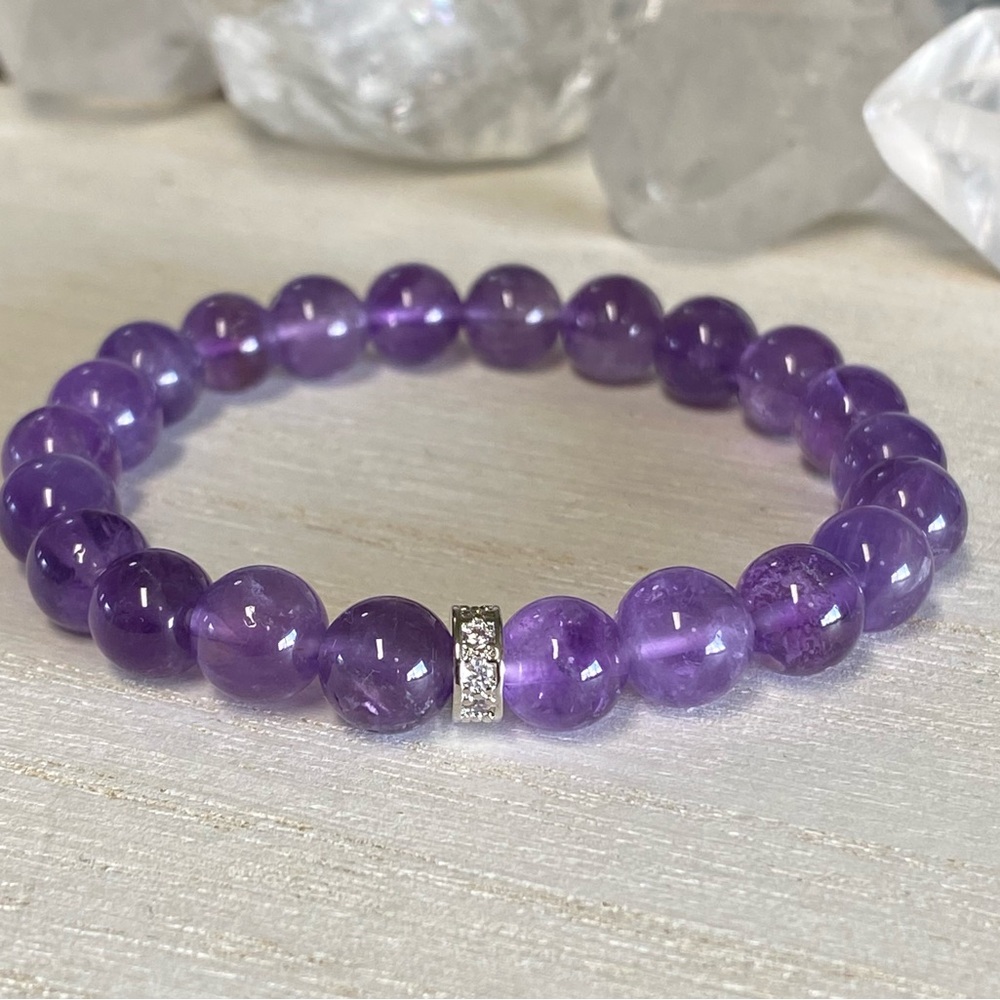 Gorgeous Amethyst Gemstone Stretch Bracelet